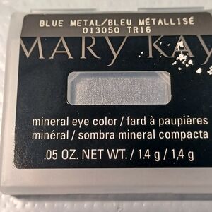 ON HOLD FOR BUNDLE Mary Kay Mineral Eye Color - Blue Metal - New